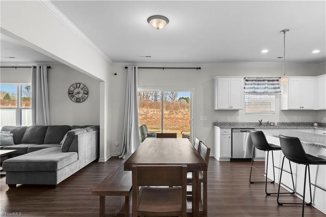 2277 Ever Chase Court, Winston-salem, NC 27103