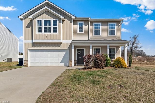 2277 Ever Chase Court, Winston-salem, NC 27103