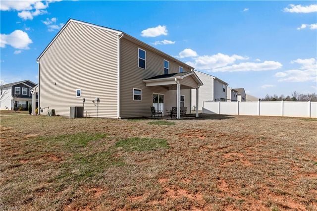 2277 Ever Chase Court, Winston-salem, NC 27103