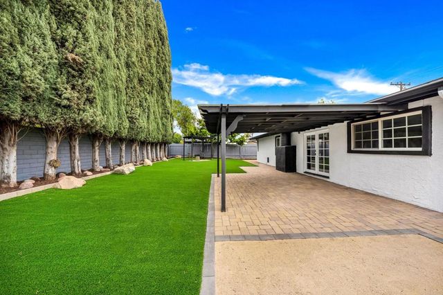 13824 Powers Road, Poway, CA 92064