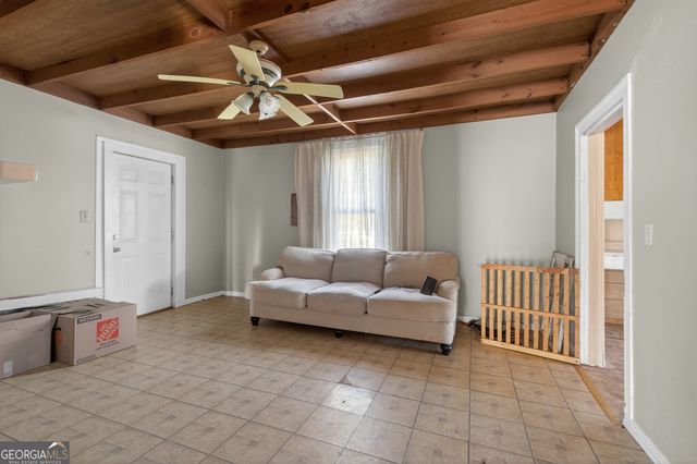 655 Lewis Roberts Road, Jefferson, GA 30549