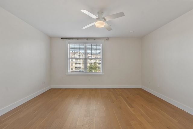 3 Longview Dr Unit 305, Atkinson, NH 03811