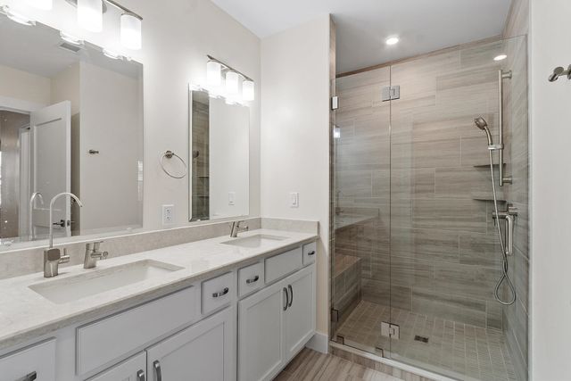 3 Longview Dr Unit 305, Atkinson, NH 03811