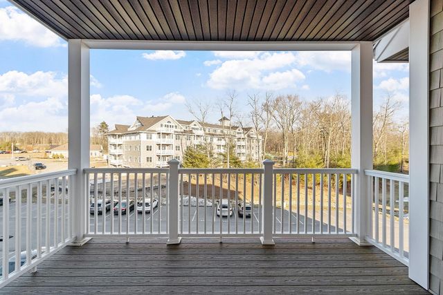 3 Longview Dr Unit 305, Atkinson, NH 03811