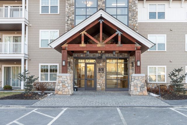 3 Longview Dr Unit 305, Atkinson, NH 03811