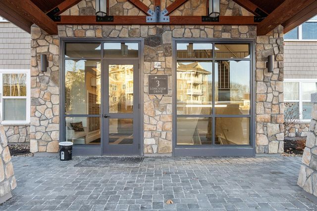 3 Longview Dr Unit 305, Atkinson, NH 03811