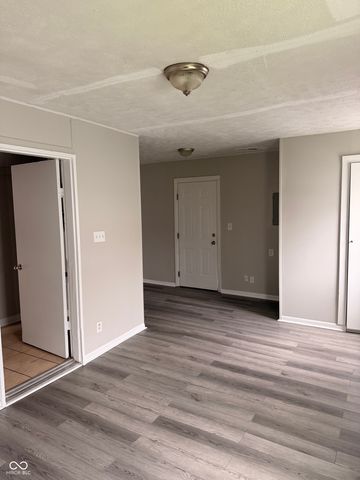 9925 Catalina Drive, Indianapolis, IN 46235