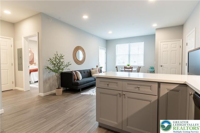 948 North Front Street A-1, Allentown City, PA 18102