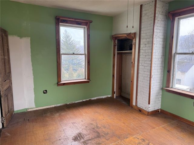 246 Main St, Leechburg Boro, PA 15656