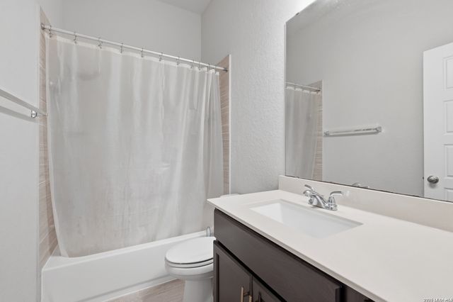 8843 Hideout Bend, San Antonio, TX 78254