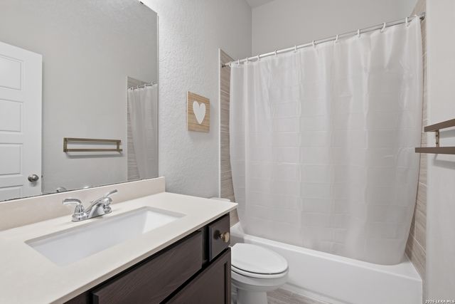 8843 Hideout Bend, San Antonio, TX 78254