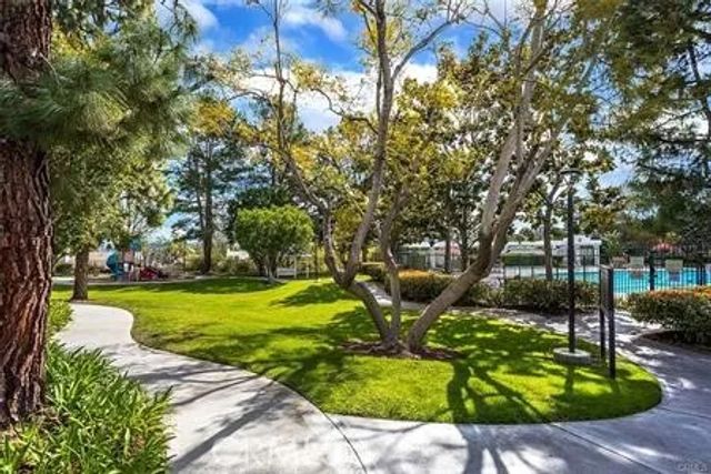 46 Meadowood, Aliso Viejo, CA 92656