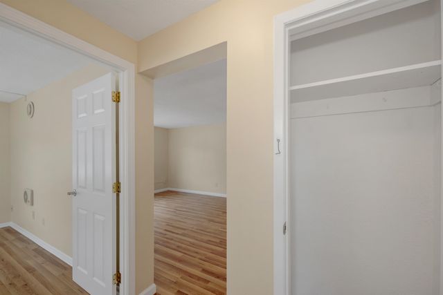 30 Beech St Apt 2D, Bristol, NH 03222