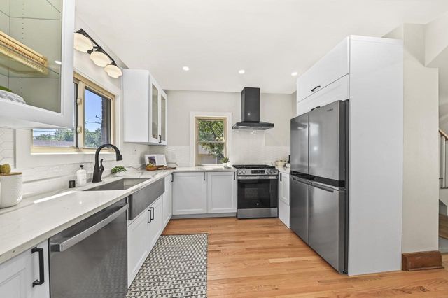 119 E Ohio AVENUE, Milwaukee, WI 53207