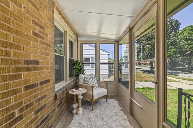 119 E Ohio AVENUE, Milwaukee, WI 53207