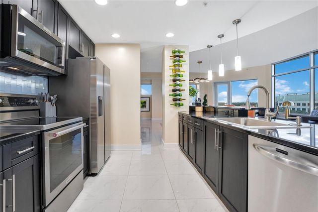 525 E JACKSON STREET 702, Orlando, FL 32801