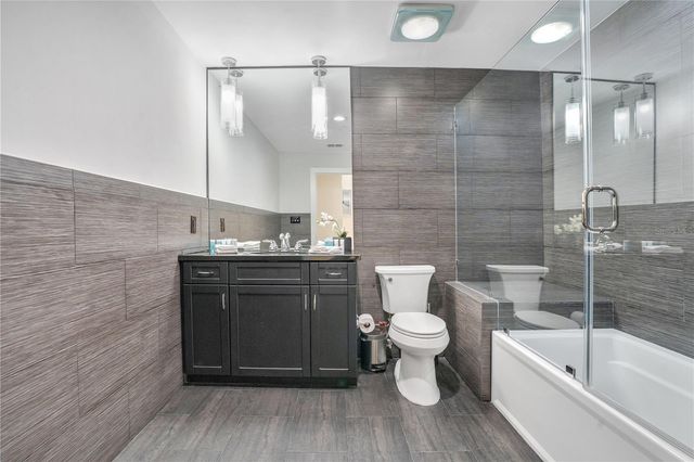 525 E JACKSON STREET 702, Orlando, FL 32801