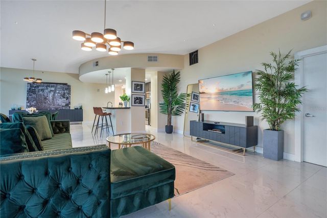 525 E JACKSON STREET 702, Orlando, FL 32801