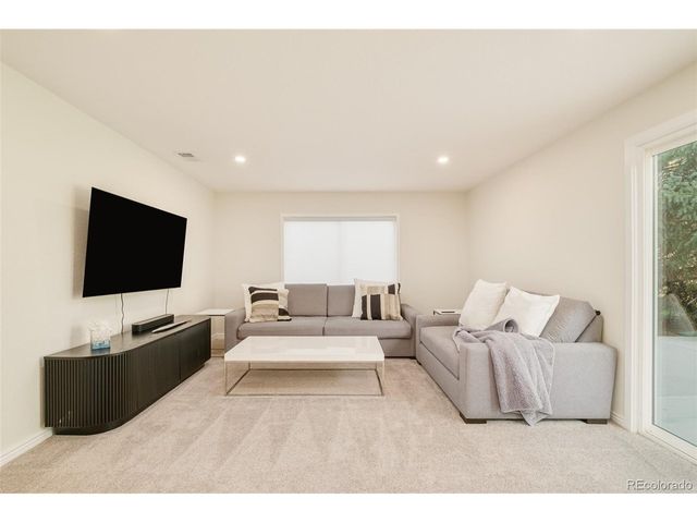 5161 W Quarles Dr, Littleton, CO 80128