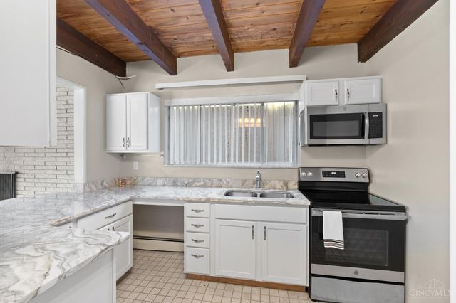 5633 Happy Hollow Road, Milford, OH 45150