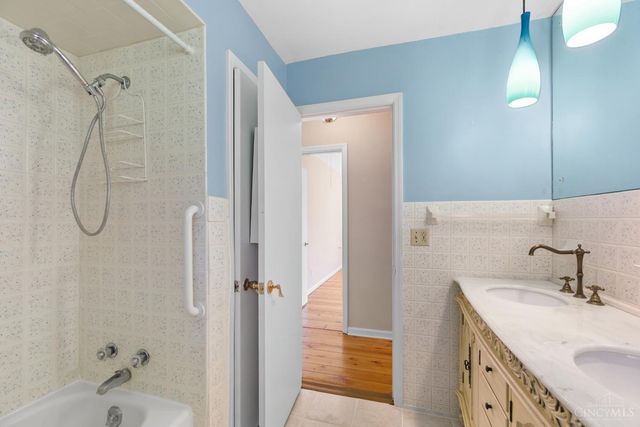 5633 Happy Hollow Road, Milford, OH 45150