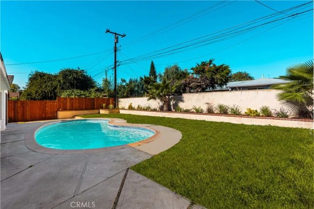 18621 E Petunia Street, Azusa, CA 91702