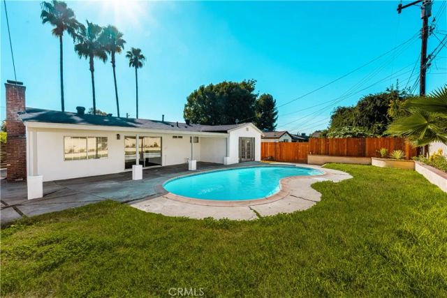 18621 E Petunia Street, Azusa, CA 91702