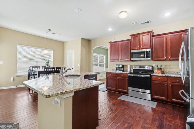 98 Village Park Drive, Newnan, GA 30265
