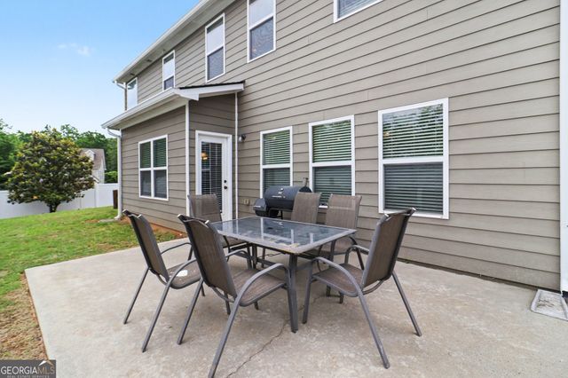 98 Village Park Drive, Newnan, GA 30265