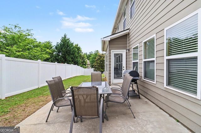 98 Village Park Drive, Newnan, GA 30265