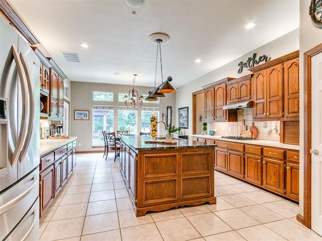 321 Hickory Forest Drive, Choctaw, OK 73020