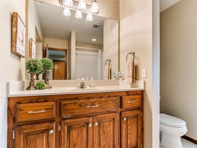 321 Hickory Forest Drive, Choctaw, OK 73020