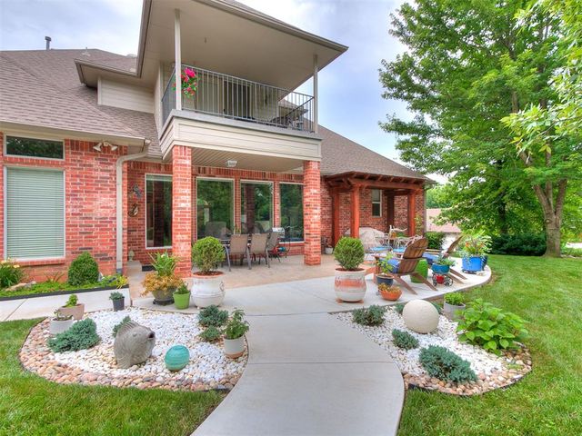 321 Hickory Forest Drive, Choctaw, OK 73020