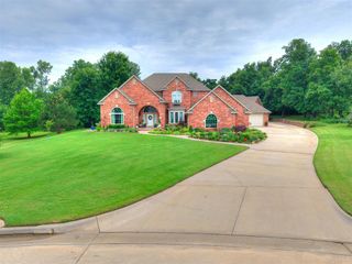 321 Hickory Forest Drive, Choctaw, OK 73020