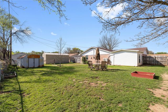 124 Meadow Lane, Early, TX 76802