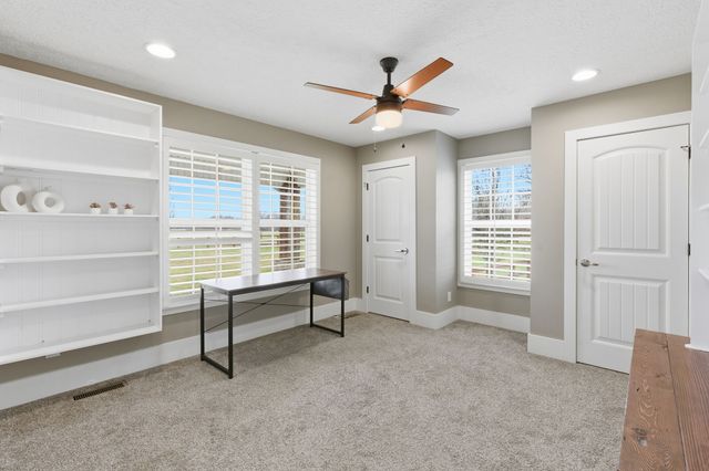 246 Teal Ln, Manchester, TN 37355