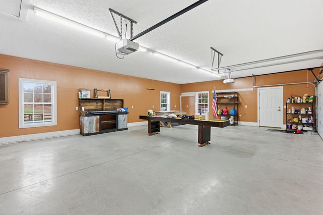 246 Teal Ln, Manchester, TN 37355