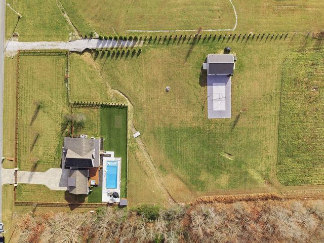 246 Teal Ln, Manchester, TN 37355