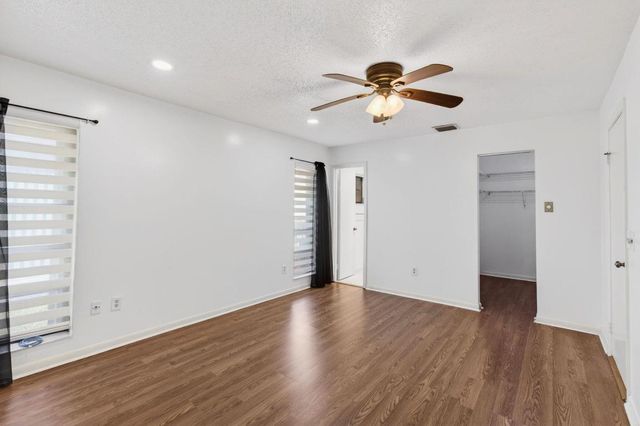 6100 Olivewood Circle, Greenacres, FL 33463