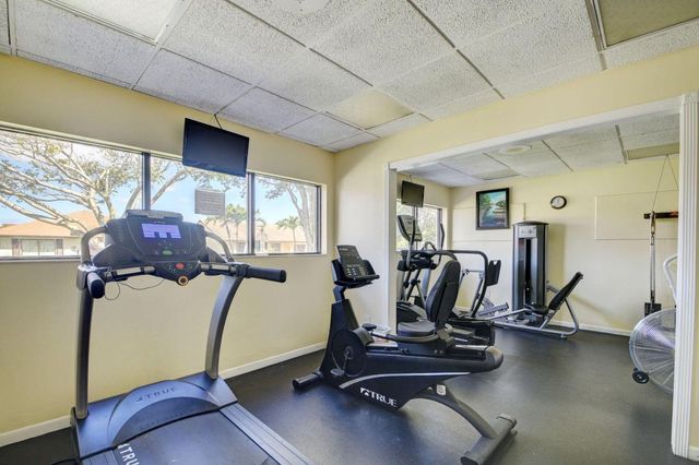 6100 Olivewood Circle, Greenacres, FL 33463