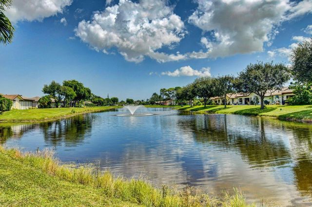 6100 Olivewood Circle, Greenacres, FL 33463