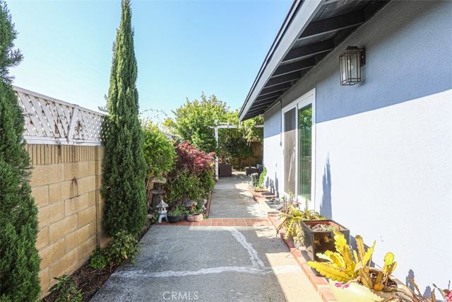 5781 Westmoreland Circle, Westminster, CA 92683