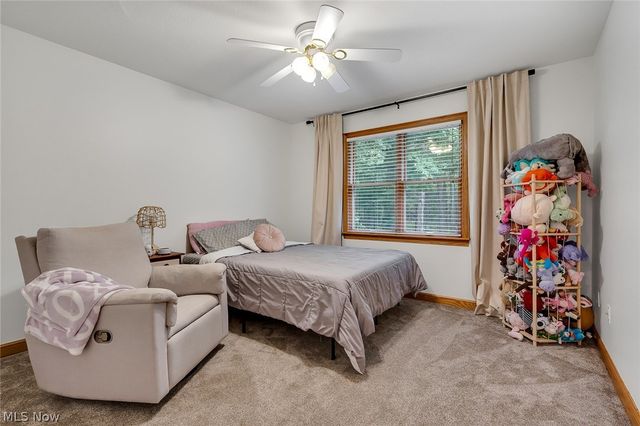 2037 Bishop Woods Court, Poland, OH 44514