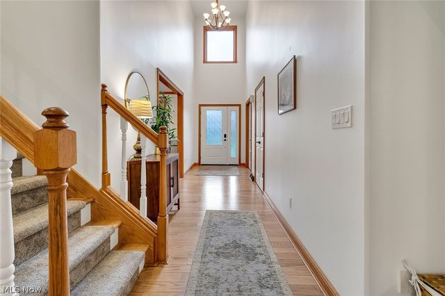 2037 Bishop Woods Court, Poland, OH 44514