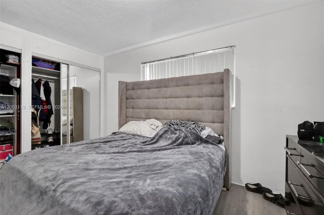 5814 Cleveland St, Hollywood, FL 33021