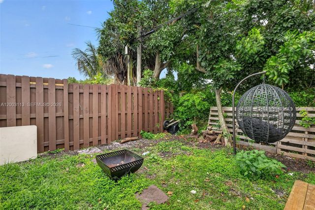 5814 Cleveland St, Hollywood, FL 33021