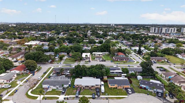 5814 Cleveland St, Hollywood, FL 33021
