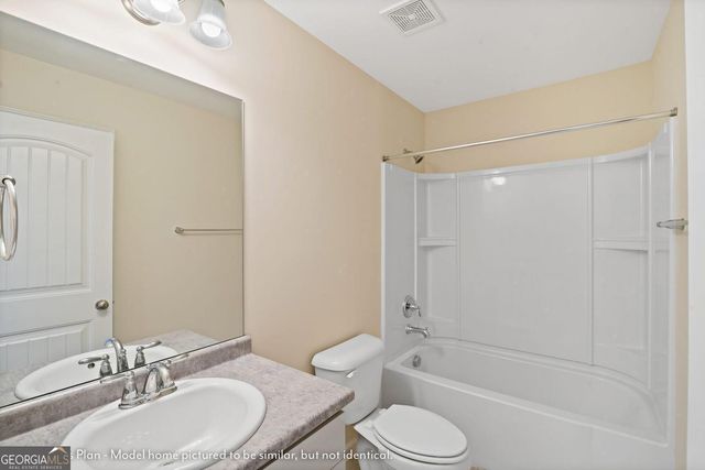 214 Daniel Trent Way, Kingsland, GA 31548