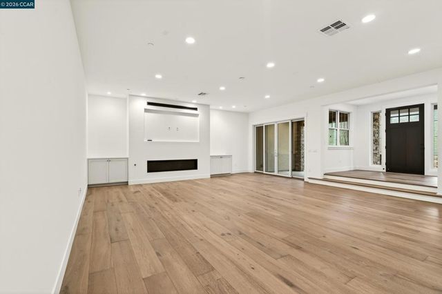 100 Tobiano Court, Danville, CA 94506