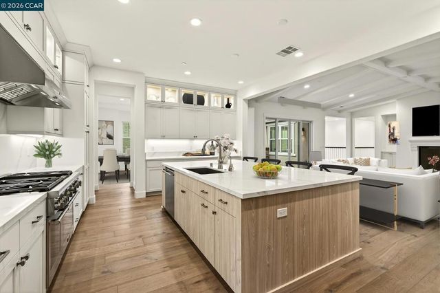 100 Tobiano Court, Danville, CA 94506